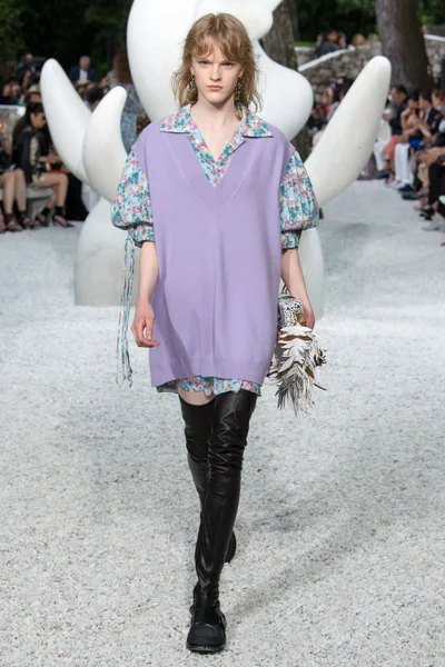 Look 26
